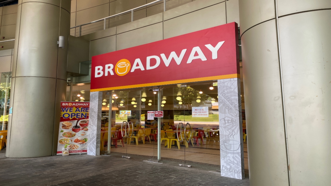SIG-broadway-foodcourt-3